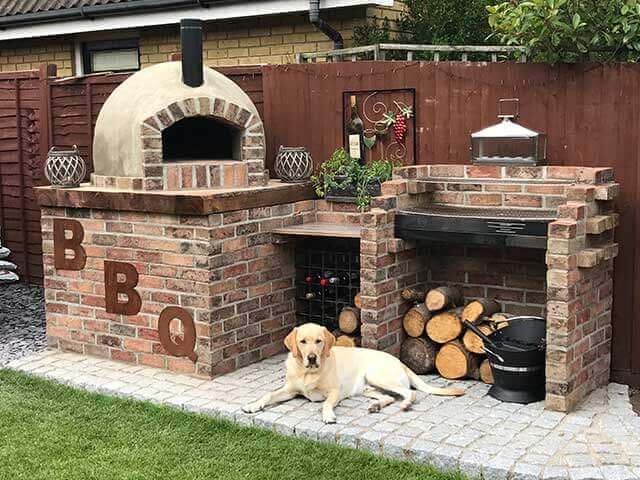 Verwandeln Sie Ihren Garten mit einem Holzbackofen