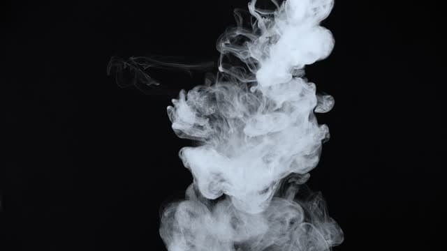 Genieße höchste Qualität mit HQD Vape von Shisha-Storee