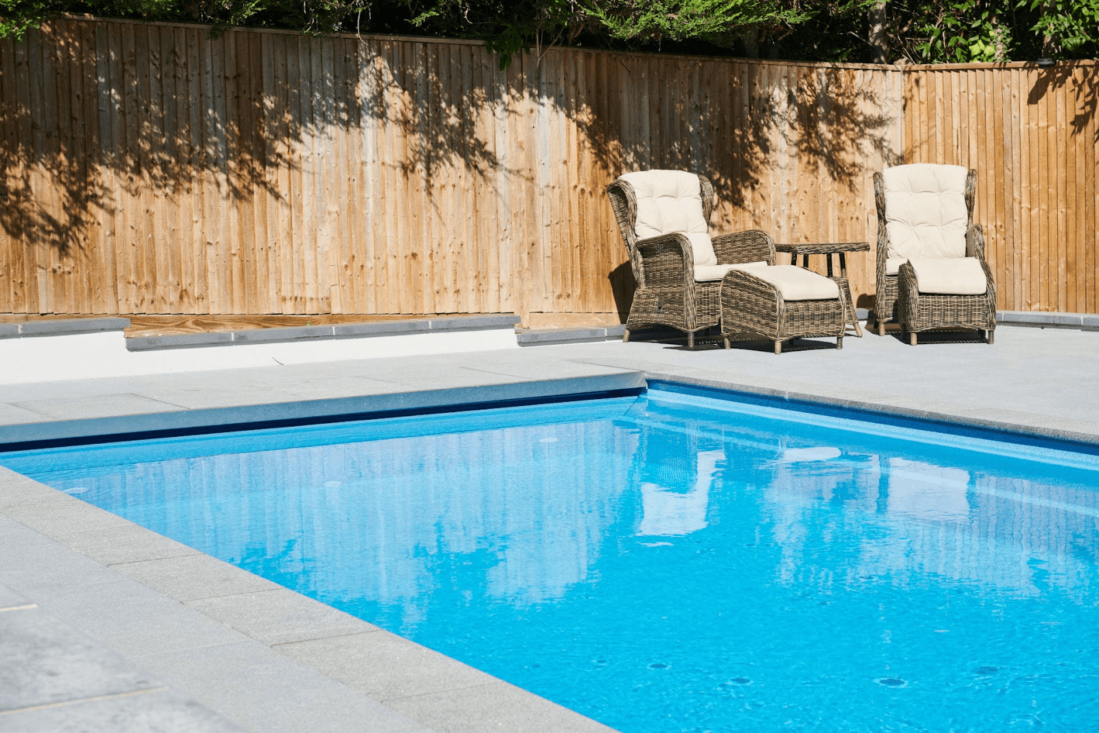 Wie ein Pool den Wert Ihres Zuhauses Steigern Kann