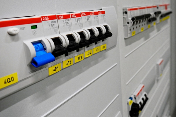 Elektriker Notdienst in der Nähe: Wir kümmern uns um Ihre Elektroprobleme – schnell und zuverlässig