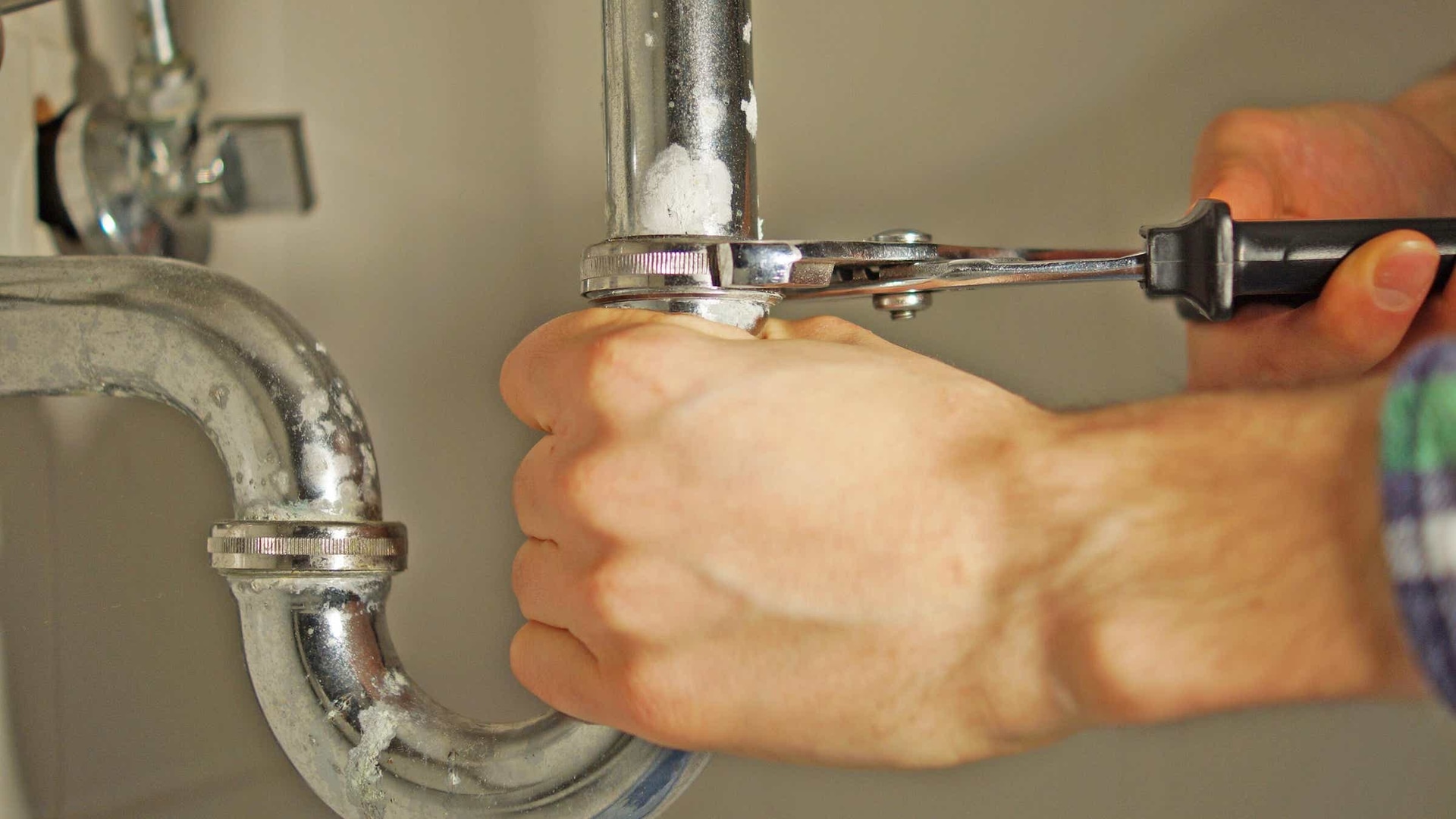 Verstopfte Toilette? Rohrreinigung in der Nähe bietet sofortige Hilfe