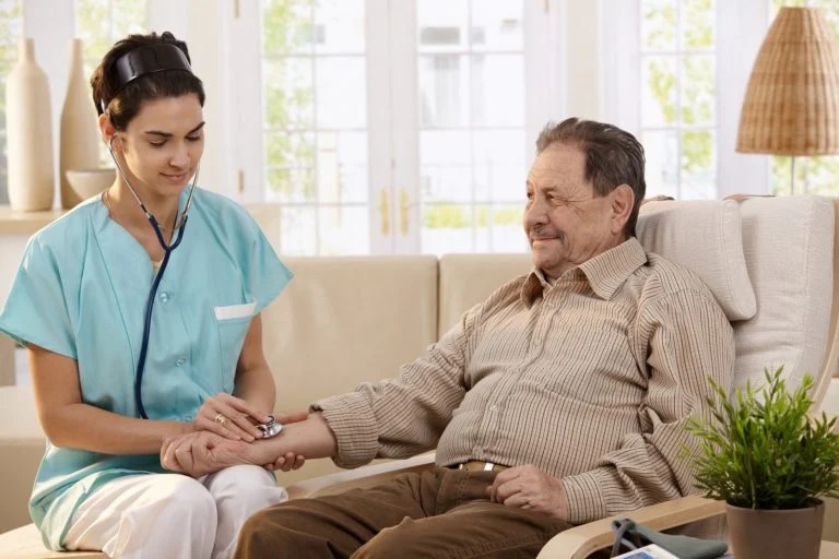 Pflegedienst eröffnendienst eröffnen Marketing: So erreichen Sie mehr Patienten