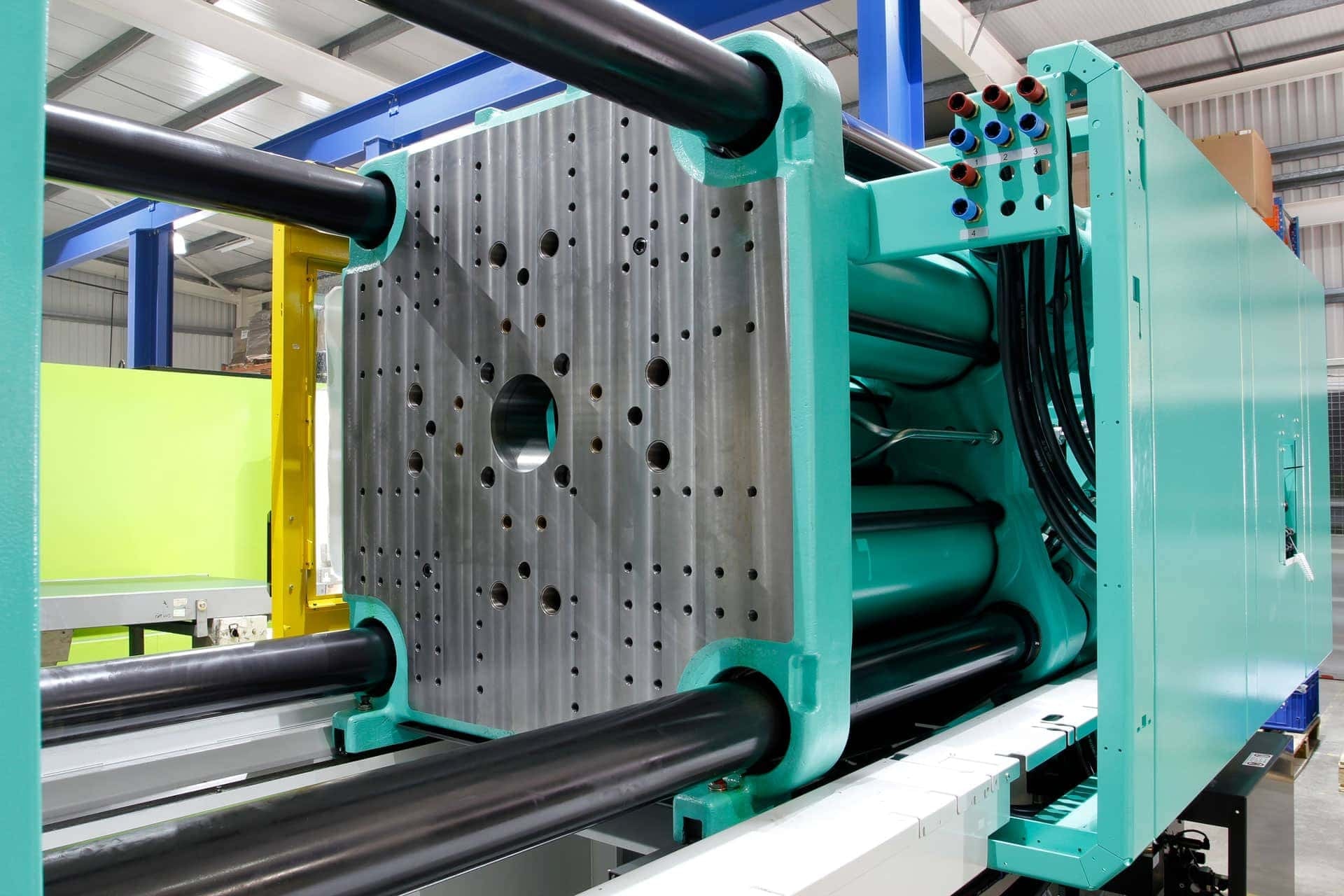 Maxnext GmbH: Spritzguss Prototypenwerkzeug ohne lange Lieferketten bestellen
