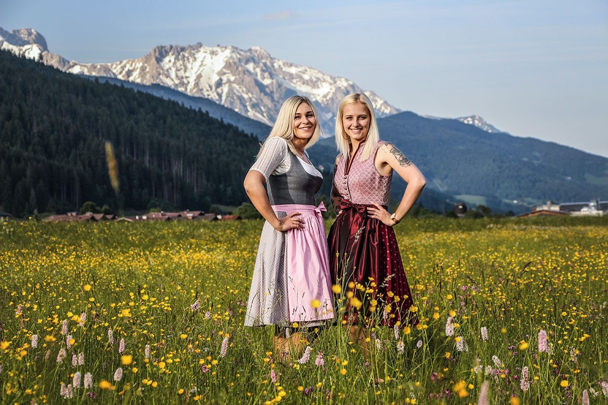 Charmant und Authentisch: Trachtenmode Damen für echte Traditionsliebhaber